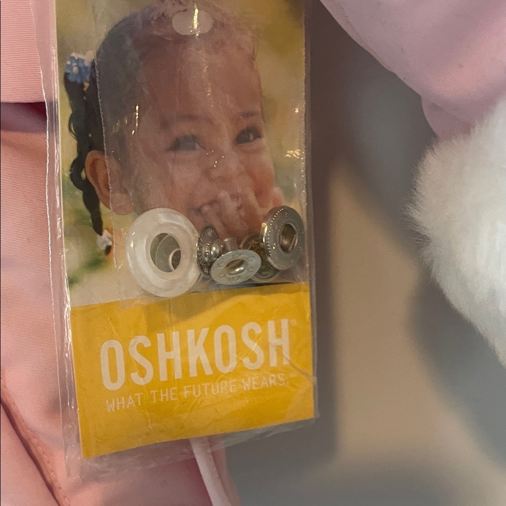 Vintage Oshkosh Pink Winter Jacket with Faux Fur Trim Size 12 Months - Picture 2 of 5